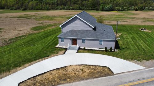 8885 Peters Rd, Ashley, OH, 43003-9614 | Card Image