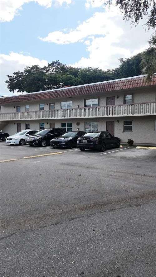 apt-11g-3777 Nw 78th Ave, Hollywood, FL, 33024-8342 | Card Image