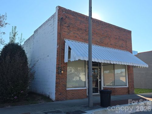 122 N Maple St, Pageland, SC, 29728-1836 | Card Image