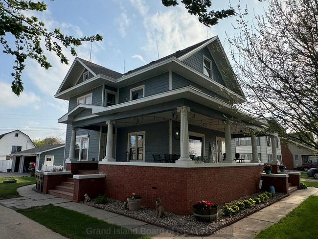 201 E Pine St, House other with 5 bedrooms, 2 bathrooms and 4 parking in Doniphan NE | Image 35