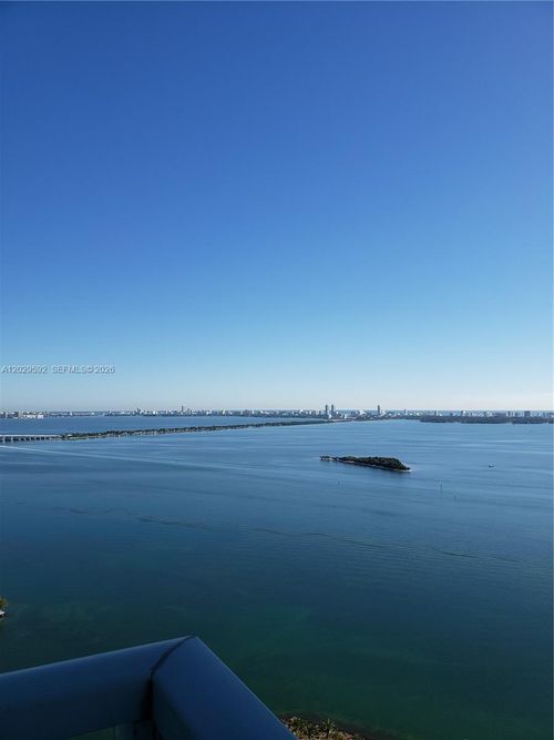 3517-1900 N Bayshore Dr, Miami, FL, 33132-3001 | Card Image