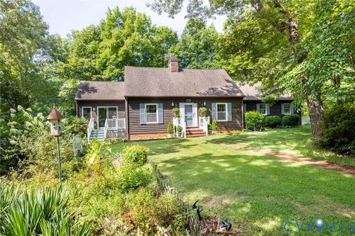 11766 Five Forks Rd, Farmville, VA, 23901-5630 | Card Image