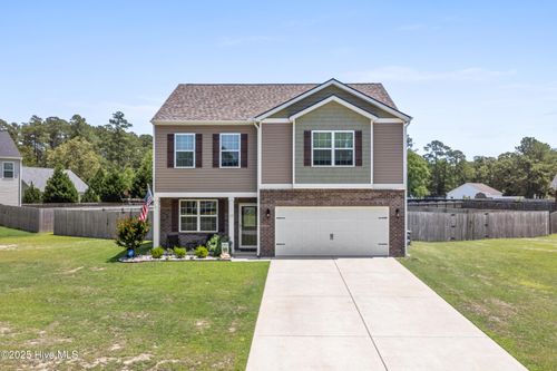 137 Webster Ln, Vanceboro, NC, 28586-7604 | Card Image