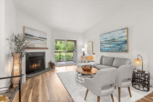 a303-10822 E Riverside Dr, Bothell, WA, 98011-1569 | Card Image