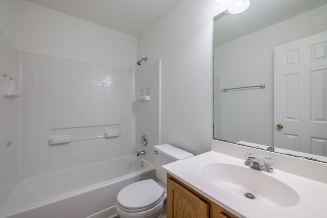 New Secondary Bath w/Moen Shower Head | Image 22