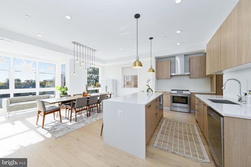 3-1114 S Highland St, ARLINGTON, VA, 22204-4495 | Card Image