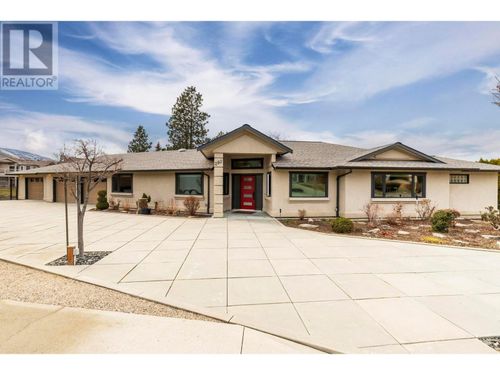 292 Sandpiper Crt, Kelowna, BC, V1W4K7 | Card Image