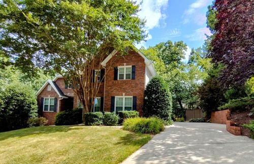 2108 Valleydale Ln, Signal Mountain, TN, 37377-1285 | Card Image