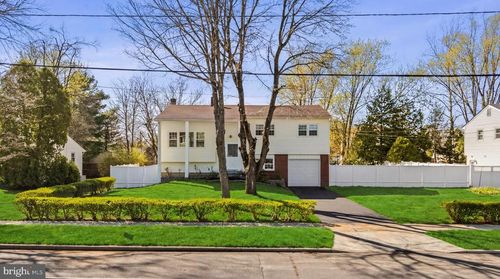 641 Ydv-Ham Square, Hamilton, NJ, 08691 | Card Image