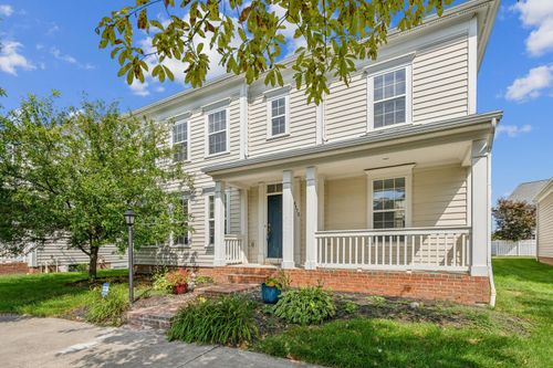 8175 Parsons Pass, New Albany, OH, 43054-7077 | Card Image