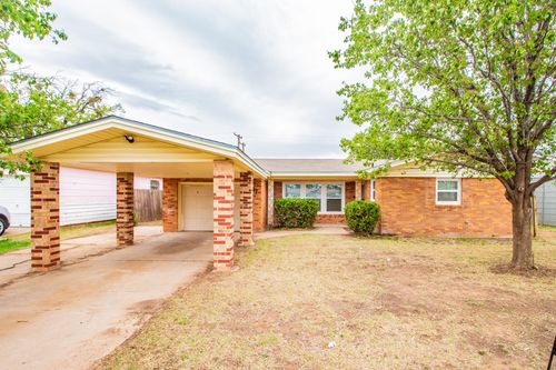 2417 E 28th St, Lubbock, TX, 79404-2008 | Card Image