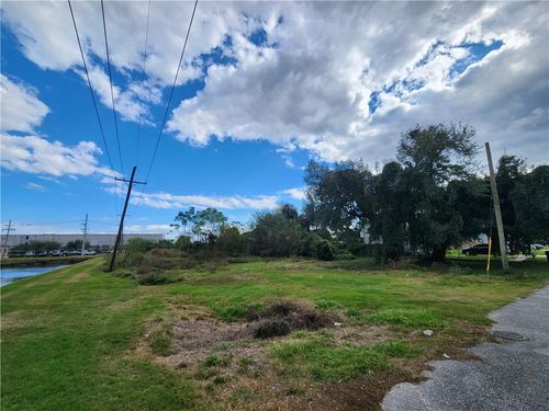 3162 Virginia St, Kenner, LA, 70065-4445 | Card Image