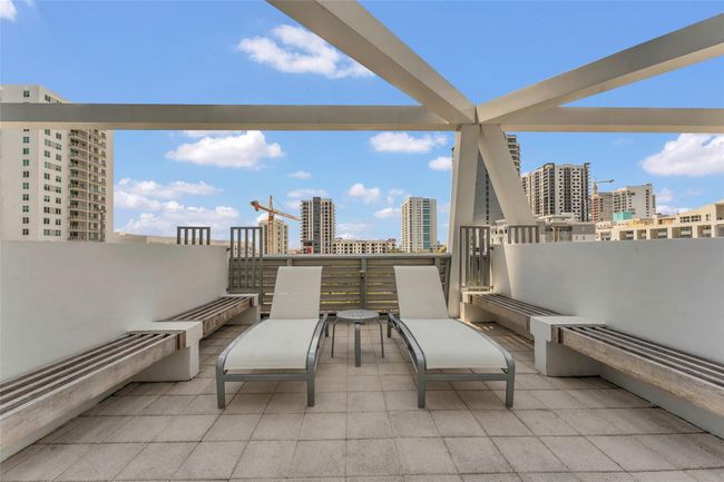 APT-1224N - 1111 Sw 1 St Ave, Condo with 1 bedrooms, 1 bathrooms and null parking in Miami FL | Image 32