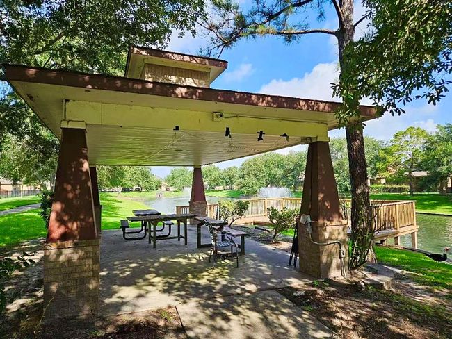 9617 Landon Lake Dr, House other with 4 bedrooms, 3 bathrooms and 2 parking in Pearland TX | Image 29