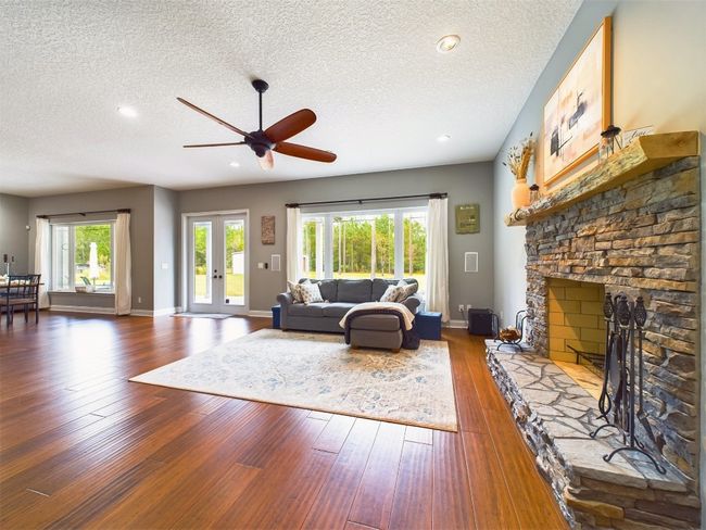 75610 Edwards Rd, Home with 4 bedrooms, 3 bathrooms and null parking in Yulee FL | Image 17