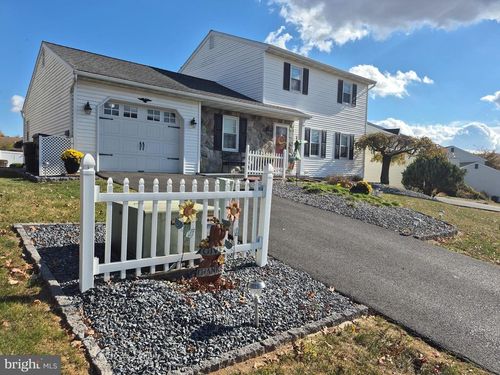 197 Faith Drive, BLANDON, PA, 19510 | Card Image