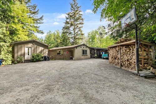 46675 Extrom Rd, Chilliwack, BC, V2R4V1 | Card Image
