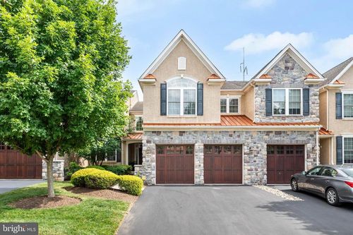 124 Carriage Ct, PLYMOUTH MEETING, PA, 19462-1451 | Card Image