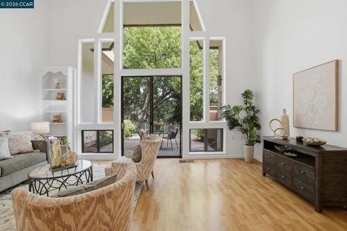 3-1252 Singingwood Ct, Walnut Creek, CA, 94595-3227 | Card Image