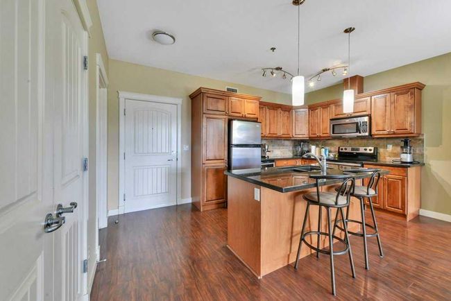 304 - 4707 50 Street, Condo with 2 bedrooms, 2 bathrooms and 2 parking in Sylvan Lake AB | Image 9
