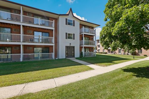 apt-18-291 Gregory St, Aurora, IL, 60504-4073 | Card Image