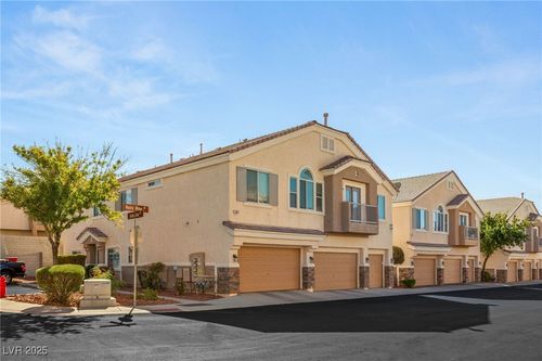 1591 Rusty Ridge Ln, Henderson, NV, 89002-9388 | Card Image