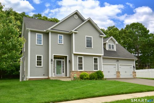 151 Longview Dr, Manchester, CT, 06040-6961 | Card Image