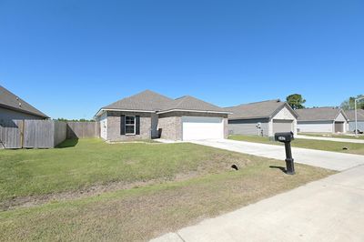 347 Outpost Way, House other with 3 bedrooms, 2 bathrooms and null parking in Thibodaux LA | Image 2