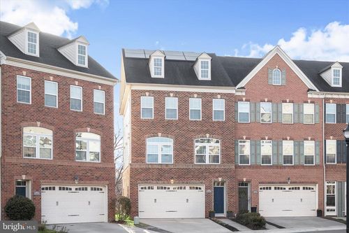 5411 Stream Bank Ln, GREENBELT, MD, 20770-4098 | Card Image
