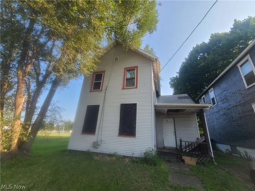 1023 4th Street Sw, Canton, OH, 44707 | Card Image
