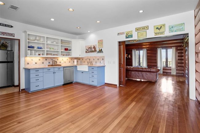 656 Vineyard View Trail, House other with 3 bedrooms, 3 bathrooms and null parking in Grapeland TX | Image 14