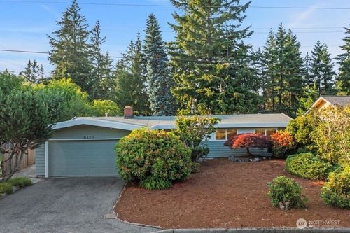 16720 Ne 23rd Pl, Bellevue, WA, 98008-2422 | Card Image