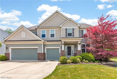 20296 Ennis Drive, Strongsville, OH, 44149 | Card Image