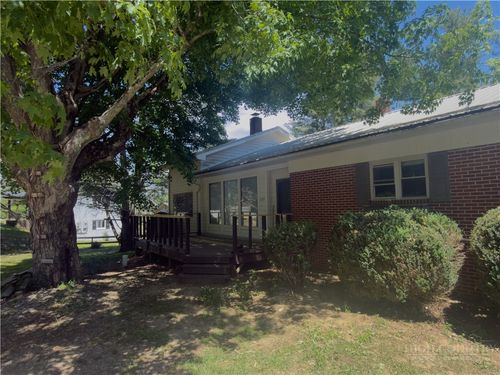 1205 Bamboo Rd, Boone, NC, 28607-6716 | Card Image