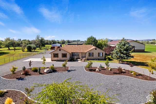 4300 , Hooper, UT 84315