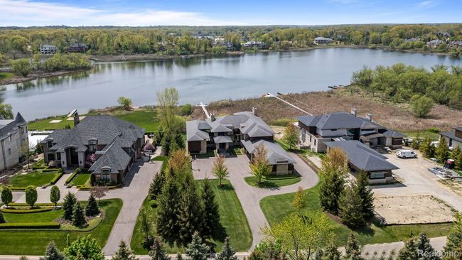 2657 Turtle Shores Dr, House other with 6 bedrooms, 8 bathrooms and null parking in Bloomfield Hills MI | Image 48