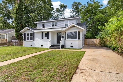 212 Boswell Dr, Hampton, VA, 23669-2517 | Card Image