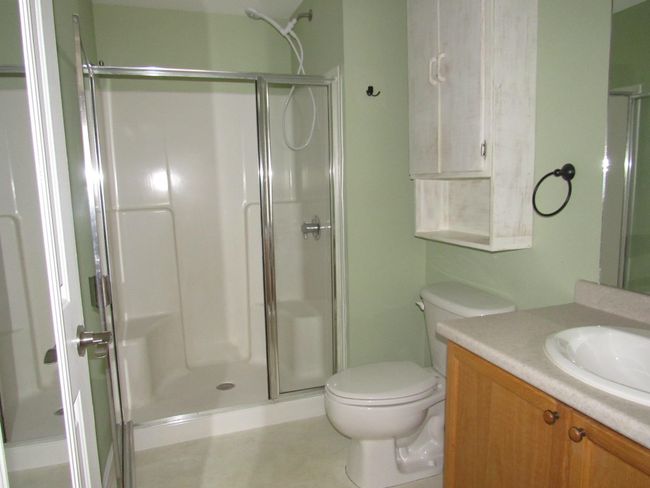 UNIT-100 - 4 Crestview Cir, Condo with 2 bedrooms, 2 bathrooms and null parking in Londonderry NH | Image 8