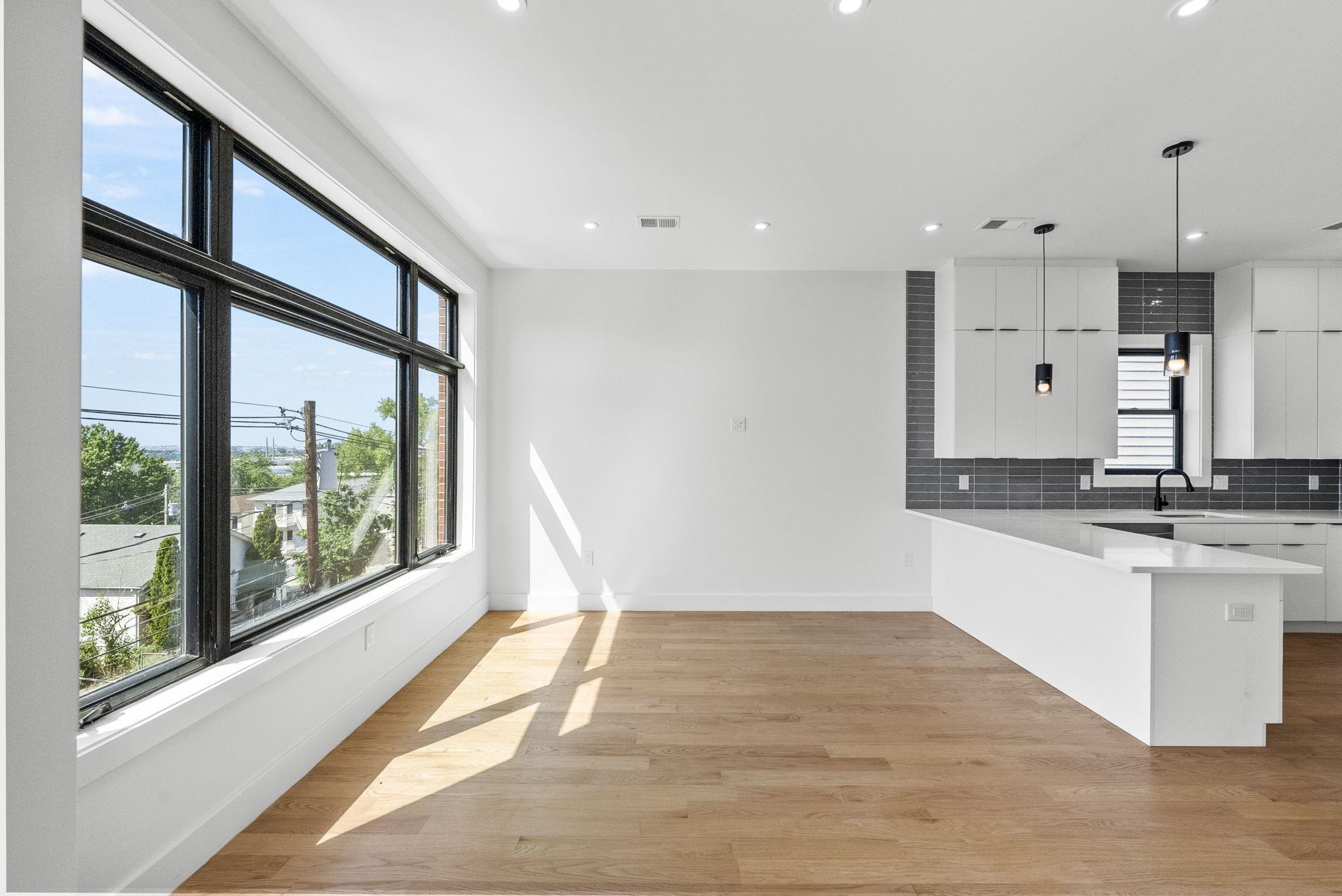 Residential in JC, Heights 5