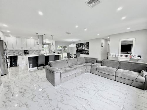 161 Nw 46th Ter, Plantation, FL, 33317-3150 | Card Image