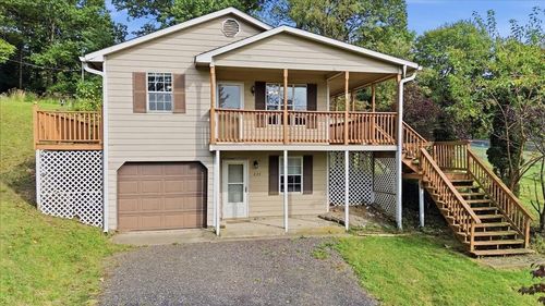224 Michigan Avenue, Mansfield, OH, 44905 | Card Image