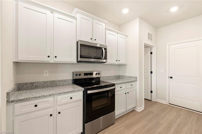 119 Courtland Dr, House other with 3 bedrooms, 2 bathrooms and null parking in King NC | Image 9