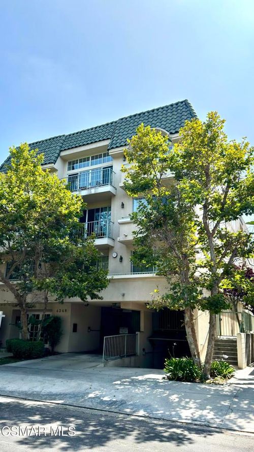 203-4348 Mammoth Ave, Sherman Oaks, CA, 91423-4323 | Card Image