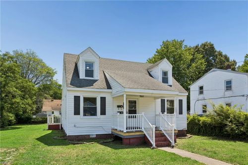 504 Highland Ave, Hampton, VA, 23661-1530 | Card Image