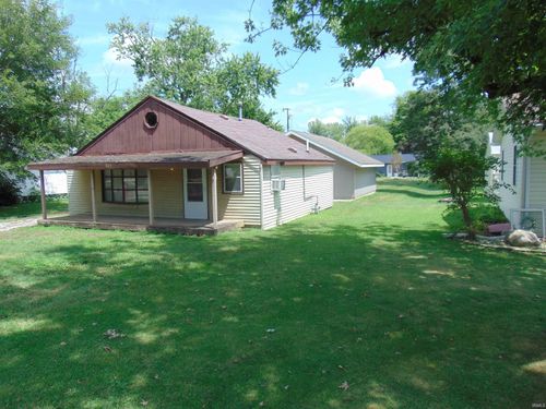 613 East St, Monticello, IN, 47960-2424 | Card Image