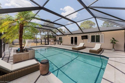 2820 White Blvd, Naples, FL, 34117-4212 | Card Image