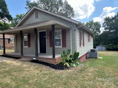 107 Mcginnis St, Kings Mountain, NC, 28086-2037 | Card Image