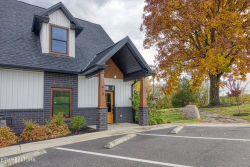 410 Fleeta Williams Way, Sevierville, TN, 37862-2417 | Card Image