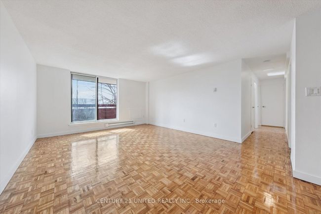 301 - 1155 Goodfellow Rd, Home with 3 bedrooms, 1 bathrooms and 1 parking in Peterborough ON | Image 8