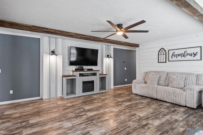 10470 Union Grove Rd, House other with 3 bedrooms, 2 bathrooms and null parking in Union Grove AL | Image 5